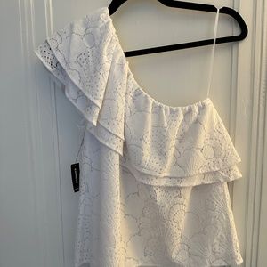 NWT Eyelet Lace Express One Shouldered Top